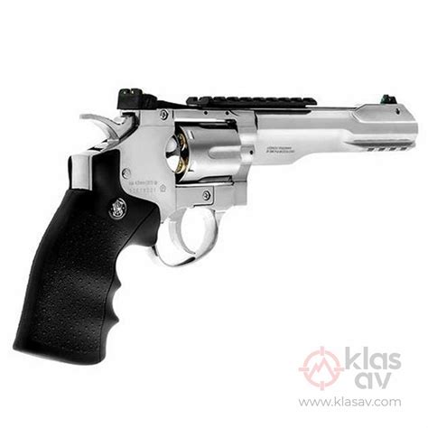 S&W 327 TRR8 Design and Features