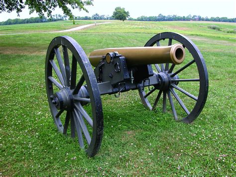 4-pound gun in military warfare