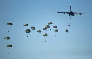 82nd Airborne Division soldiers in parachute training