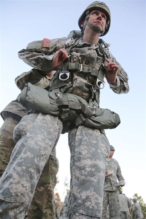 82nd Airborne in Operation Hump