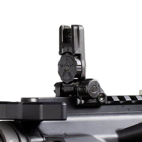 Adjustable Sights Features