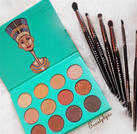 African-Inspired Eyeshadow Palette