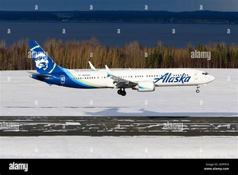 Alaska Flight 354 Photos 9