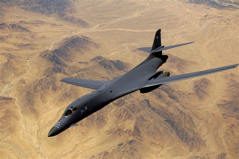 B-1B Lancer Design