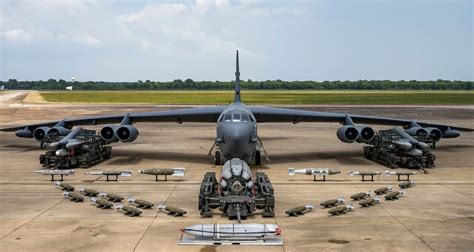 B-52 Stratofortress radar system