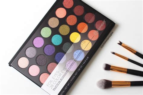 BH Cosmetics Foiled Eyes Eyeshadow Palette