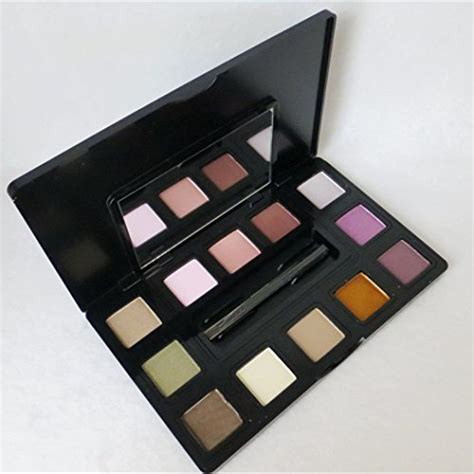 BareMinerals Eyeshadow Palette Application