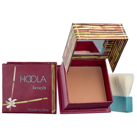 Benefit Cosmetics Hoola Matte Bronzer and Sunbeam Highlighter