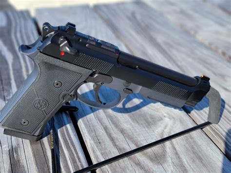 Beretta 92x RDO Pros and Cons