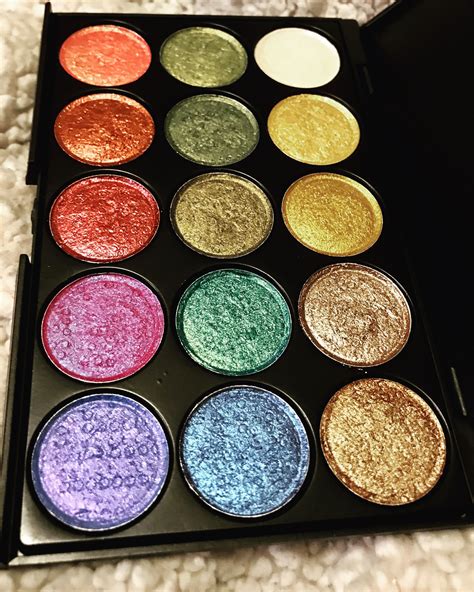 Blending Duochrome Eyeshadow