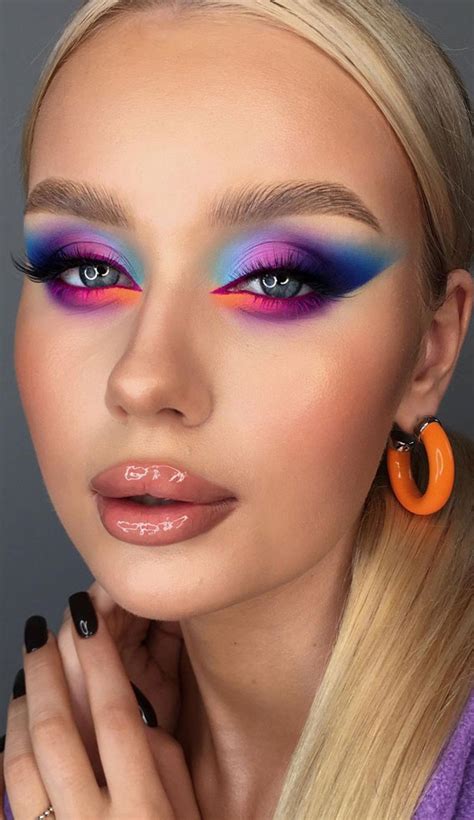 Bold and Bright Eyeshadow Look