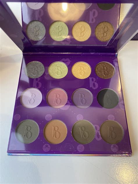 Bratz Eyeshadow Palette Favorite Shades