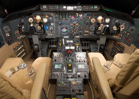 Challenger 600 Series II Cockpit