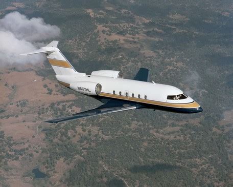 Challenger 600 Series II Exterior