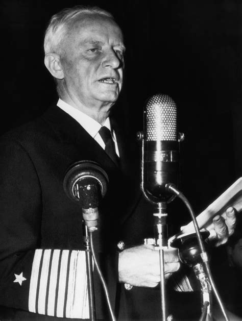 Chester Nimitz Face Features