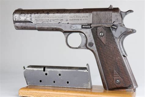 Colt 1911 WW1 Pistol 1