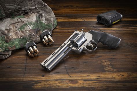 Colt Anaconda 44 Magnum Review