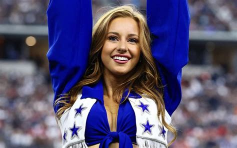 Cowboys Cheerleaders fashion show