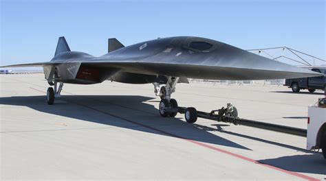 RQ-3 DarkStar landing