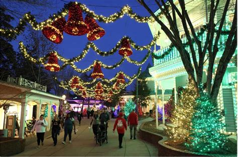 Dollywood Smoky Mountain Christmas