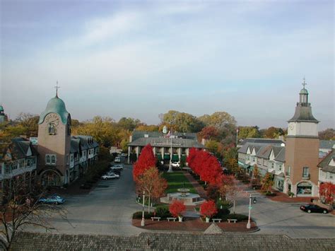 Downtown Lake Forest