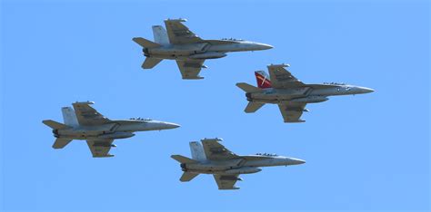 EA-18G formation