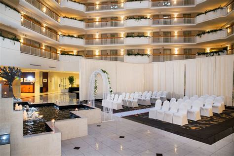 Embassy Suites by Hilton Newark Reception