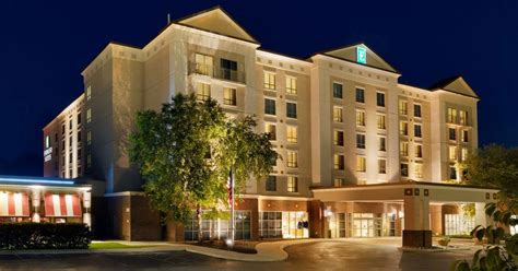 Embassy Suites by Hilton Newark Suites