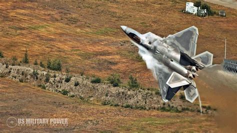 F-22 Combat Maneuvers