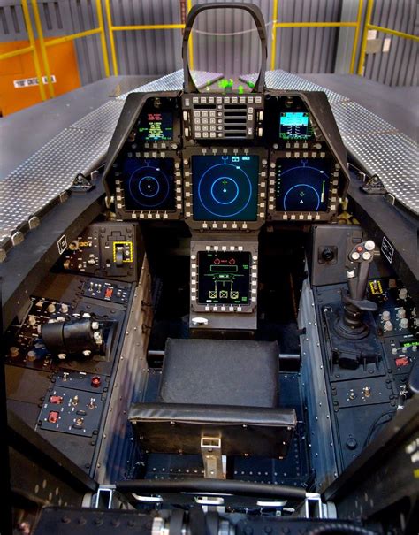 F-22 Raptor cockpit view