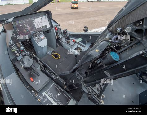 F-35 flight deck