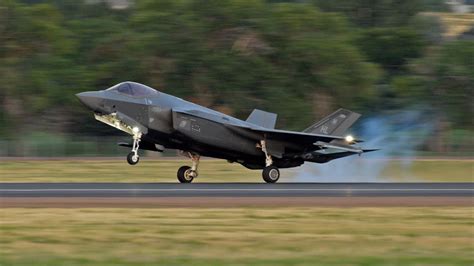 F-35 Landing