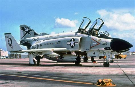 F-4J Phantom Formation