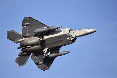 F-22 with Advanced Drop Tanks