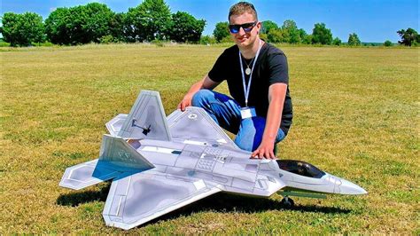 F22 Raptor RC Jet Plane in Flight