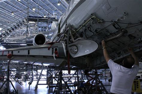 Falcon Jet Maintenance