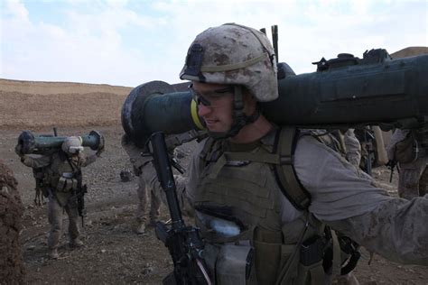 FGM-148 Javelin operator