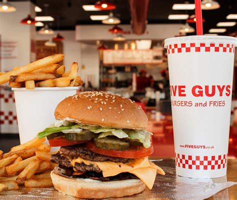 Five Guys Willoughby Restaurant 10