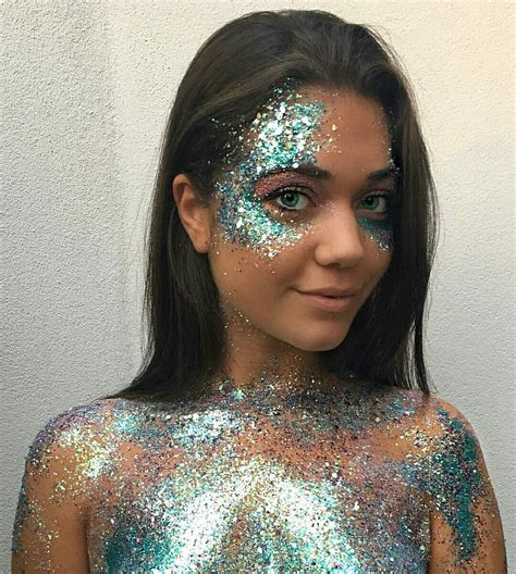 Glitter Body Makeup