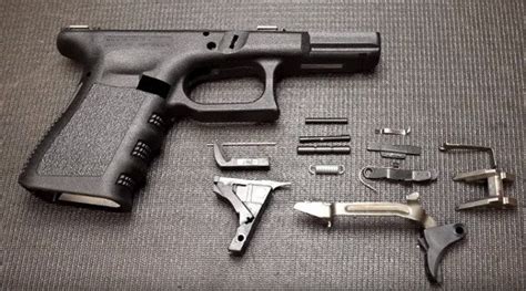 Glock 19 Disassembly Steps