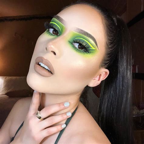 Green Eyeshadow Look 2