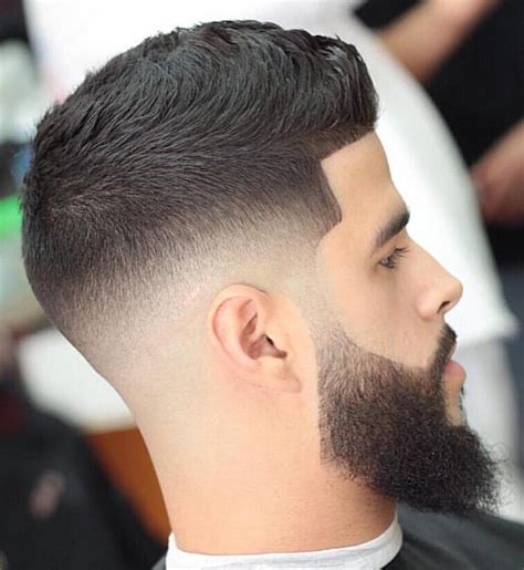 A house of cuts fade is a type of haircut that involves cutting the hair close to the head, with a gradual decrease in length as you move up the scalp.