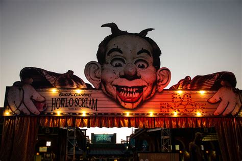 Howl-O-Scream