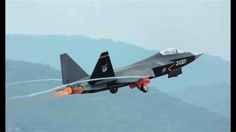 Shenyang J-31 taking off