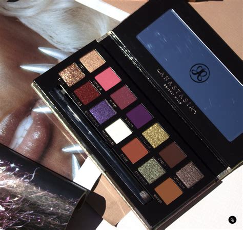 Jackie Aina Eyeshadow Palette Photo 10