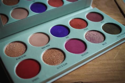 Jaclyn Eyeshadow Palette Look 1