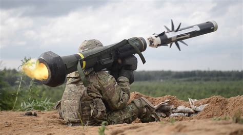 Javelin Missile System Image 2