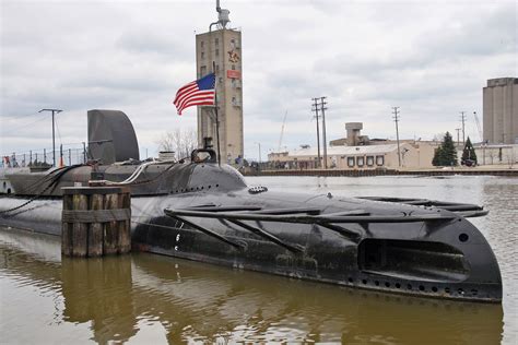 K-class submarine image 2