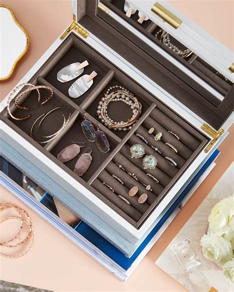 Kendra Scott Jewelry Box