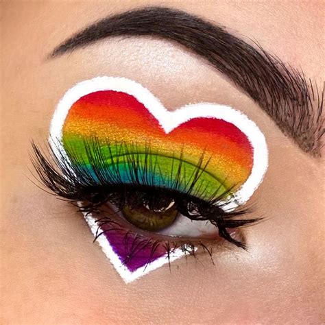 LGBTQ+ Makeup